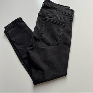 Gap Denim Black Skinny Jeans size 30